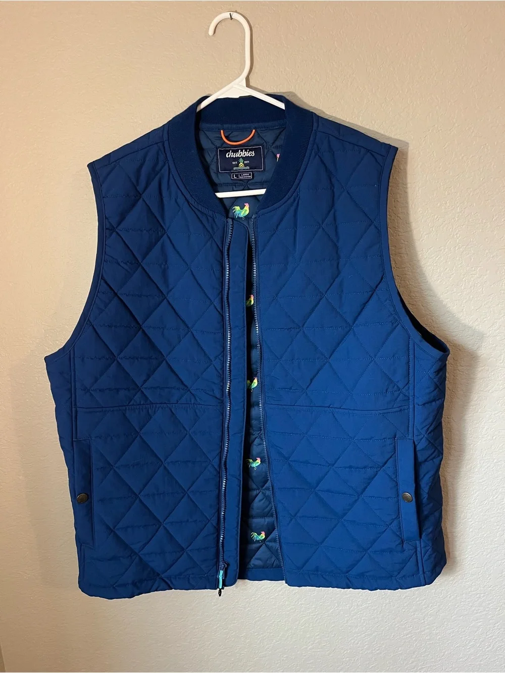 NWOT Chubbies Men’s L Quilted Vest Blue Rooster Lined Preppy Country Club